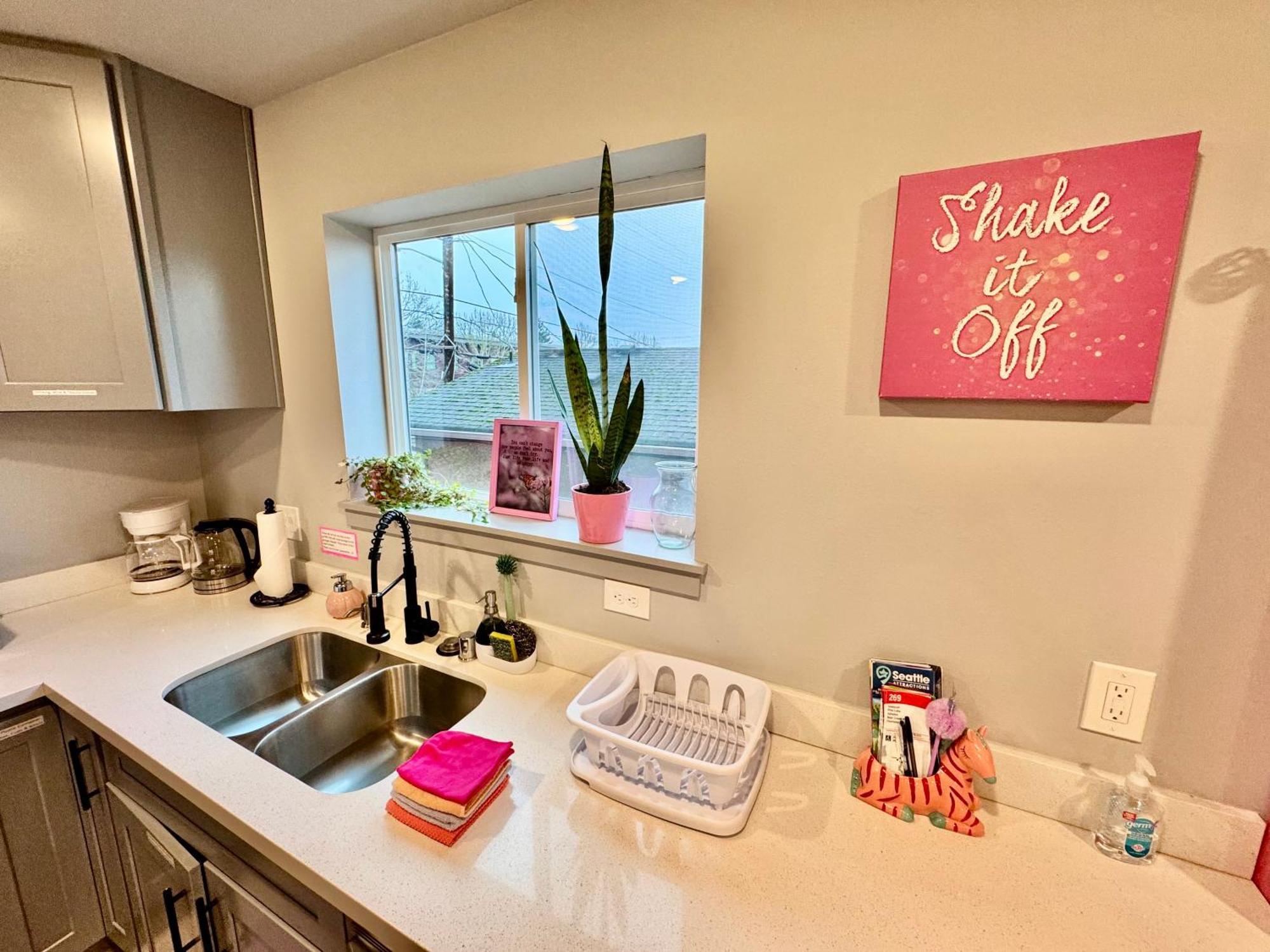 1 Bd Apt With 2 Extra Sofa Beds 13 Mins To Seatac Airport 시애틀 외부 사진