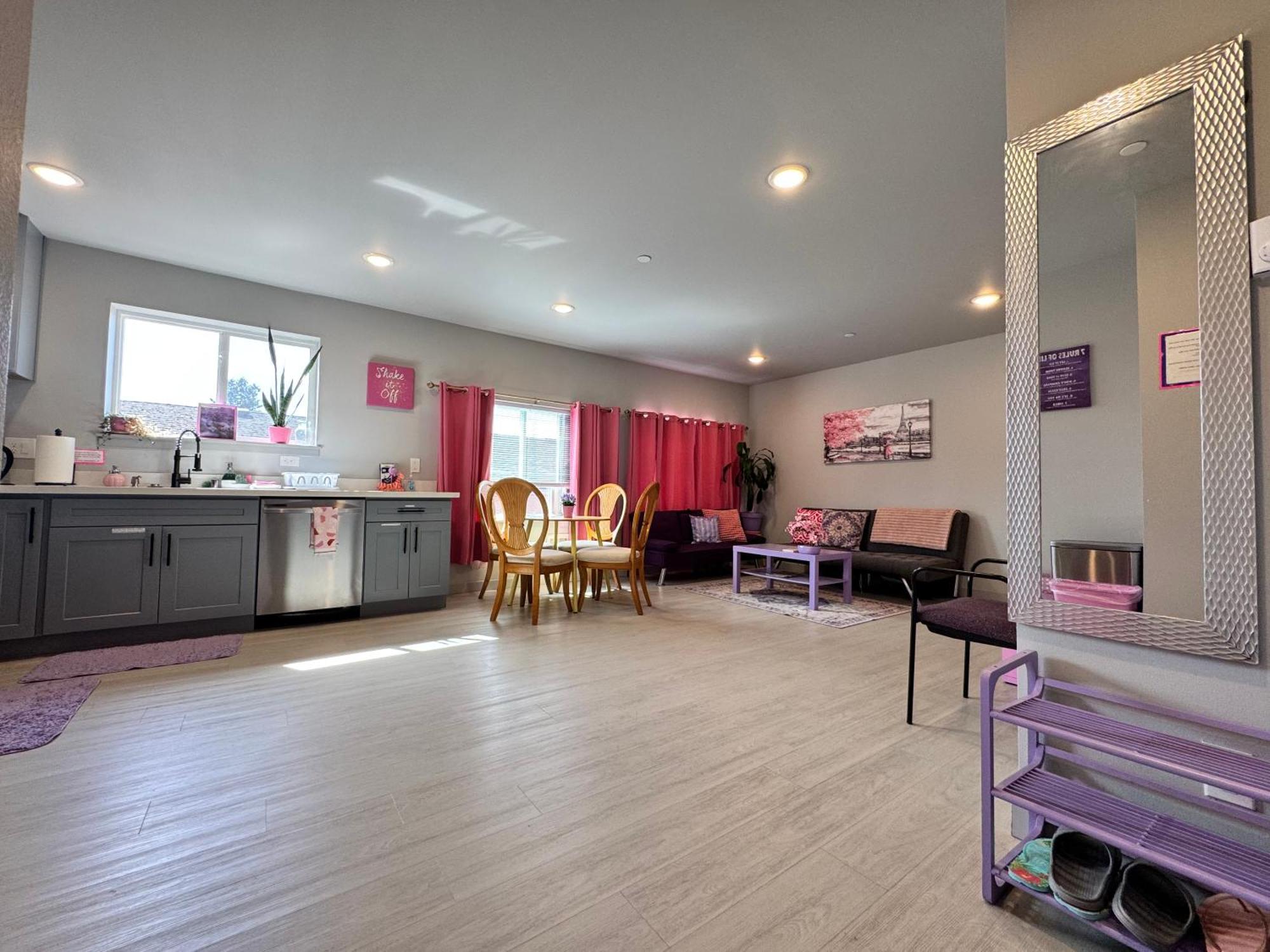 1 Bd Apt With 2 Extra Sofa Beds 13 Mins To Seatac Airport 시애틀 외부 사진
